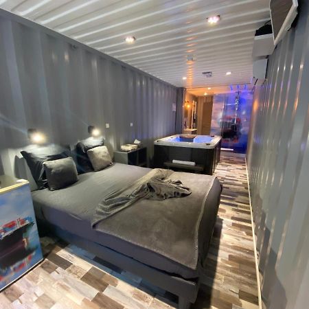 Les Docks Insolite & Spa Apartman Berck Kültér fotó